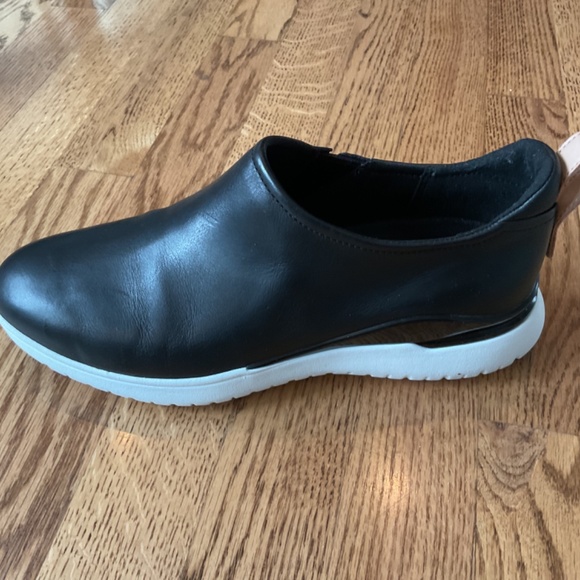 Rockport total motion sport high slip on 7.5 Wide - Picture 3 of 5